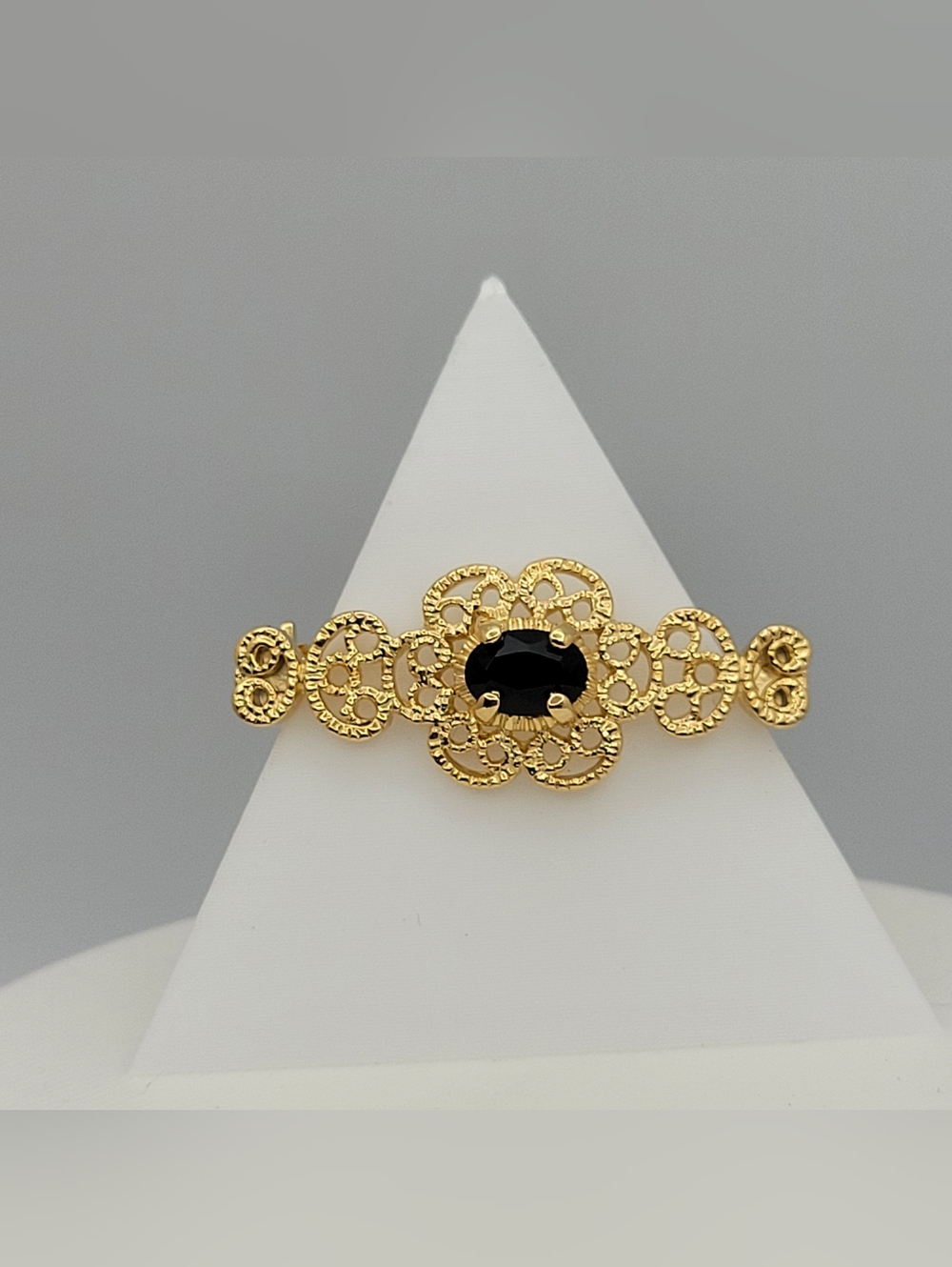 Gold-Tone Filigree Bar Brooch Black Oval Stone Victorian Style Pin
